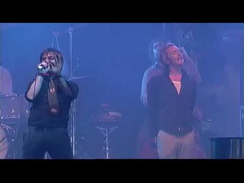 Kaizers Orchestra - Lowlands Festival (2003.08.29)