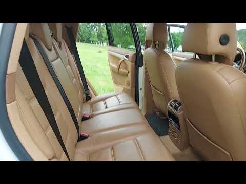2004 Porsche Cayenne S by japerf1