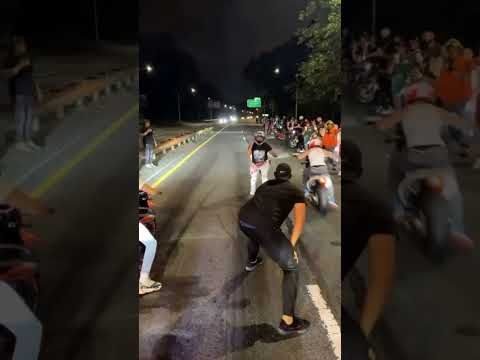 NYC drag race #maximorpm #motorcycle #bajon #drag #honda #dragrace #sportbike #racing #streetbike