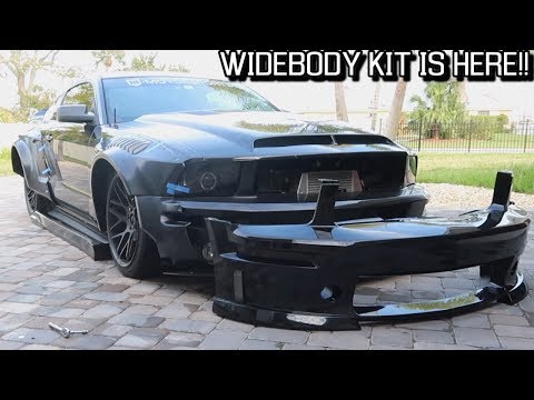 I GOT A WIDEBODY KIT FOR THE MUSTANG *Shirokai Widebody Kit*