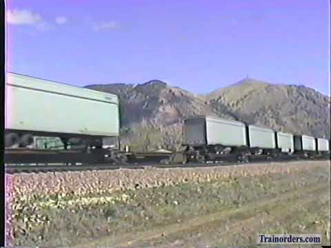 Classic Railroad Series 762 - Santa Fe Westbounds at Flagstaff, AZ.