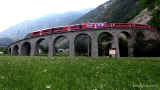preview picture of video 'Zug der RhB auf dem Kreisviadukt Brusio'