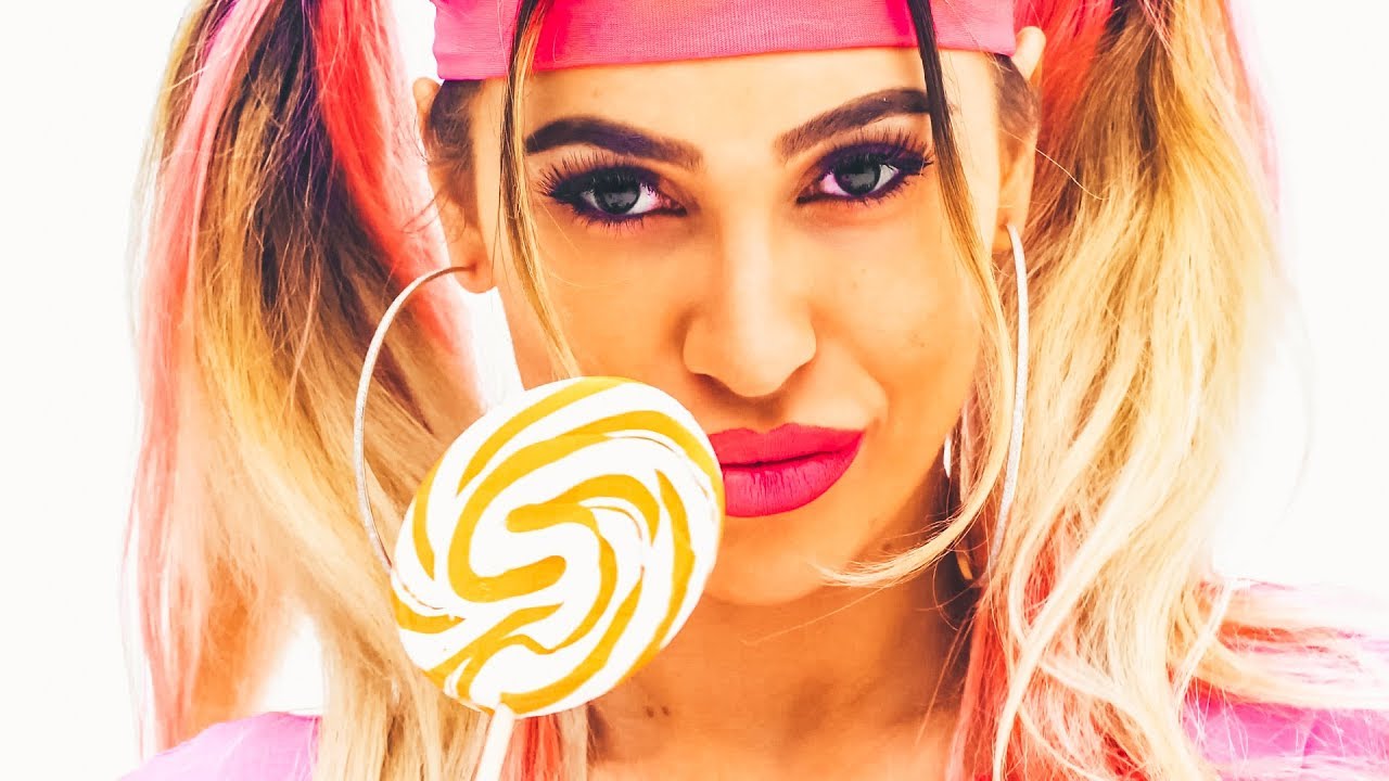 Sak Noel & Aarpa ft. Yuly — En La Boca