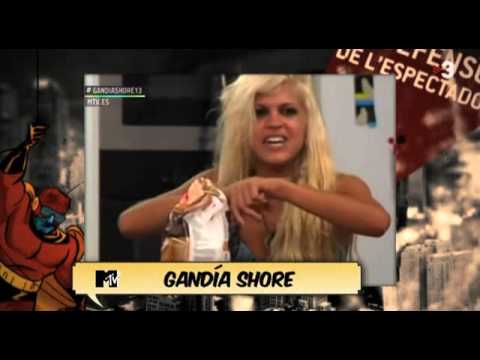APM Gandia Shore Ylenia echa a una chica con el insectida