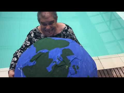 "Avui canviem el món" · Versió de la Residència de Sarrià de la Fundació Ramon Noguera