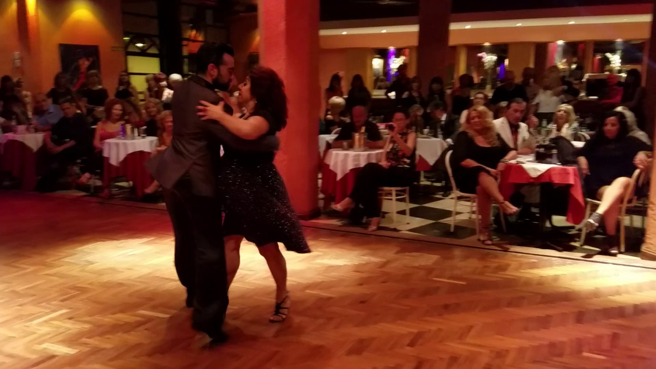 González y Leonardo Sardella - Flor de Monserrat 2/3