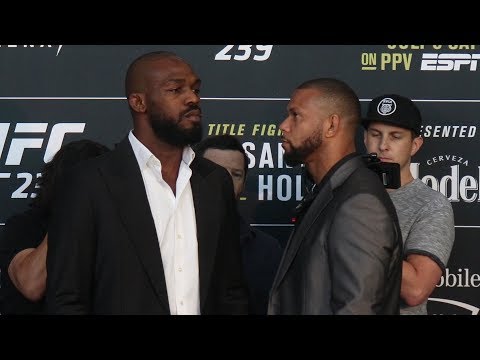 Jon Jones vs. Thiago Santos | UFC 239 Media Day Face Off