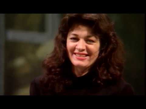 Celebrities that left us in 2016 - DANIELA DESSI as Donna Elvira, Mozart, Don Giovanni