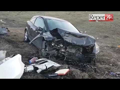 Impact frontal pe DN6, în județul Caraș-Severin! Patru persoane au ajuns la spital!