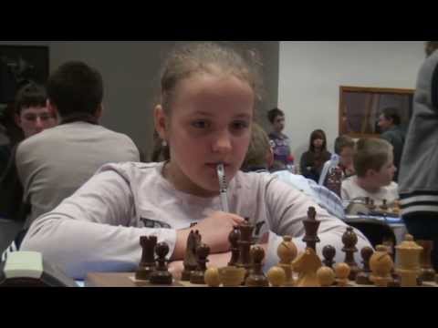 D10 2.1. Emma Miklasová - Andrea Kravcová 1 - 0