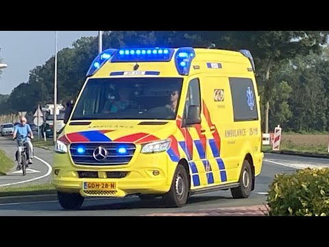 A1 URK 25-119 ( Showtje: Luchthoorn ) Met spoed naar een medische noodsituatie op Urk