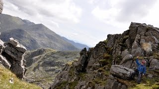 preview picture of video 'Hillwalking on Harris, the Gleann Uladail [June 4th, 2014]'