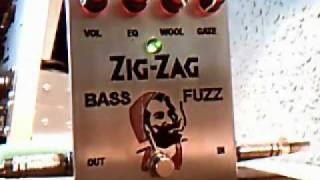 ZIG ZAG bass/guitar fuzz