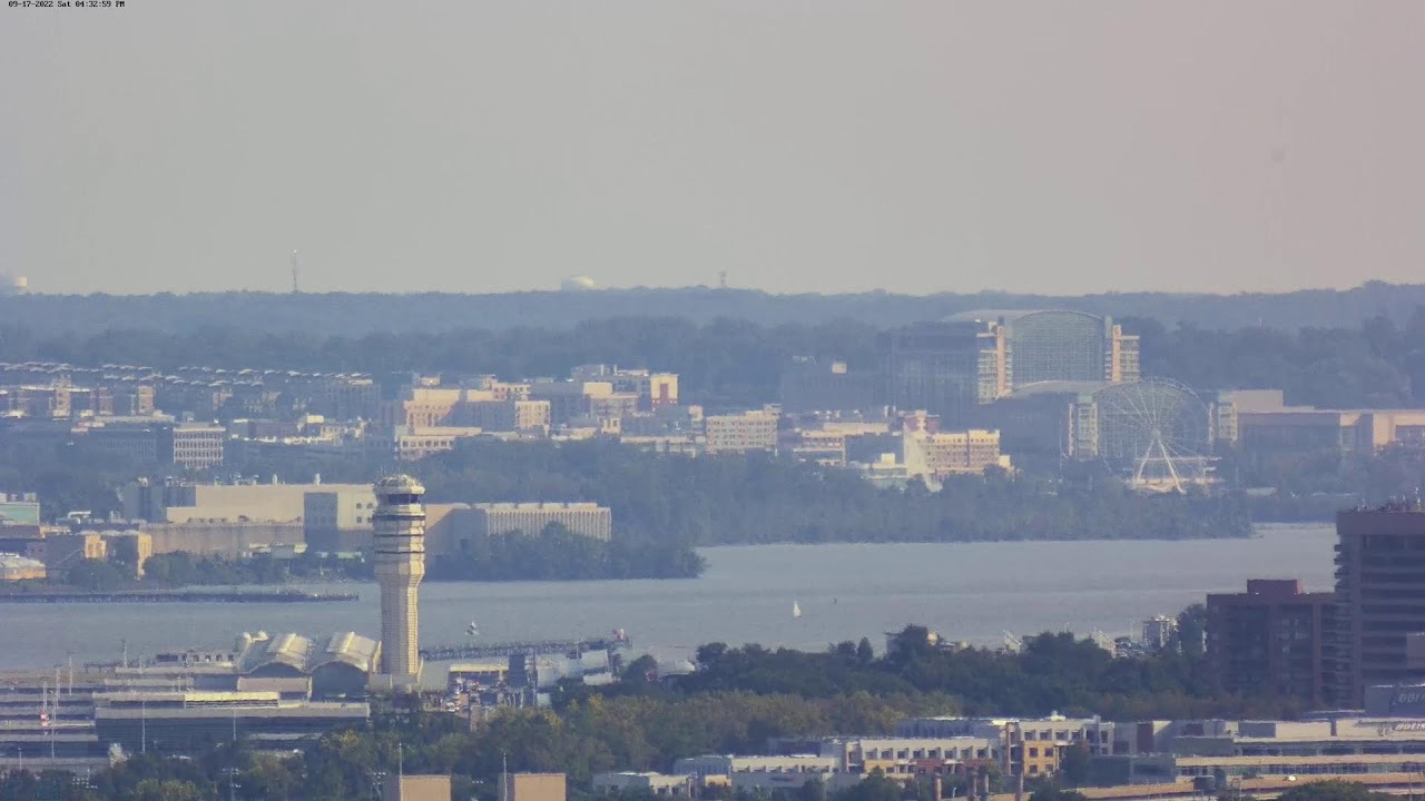 Live Webcam 5 - Reagan National Airport - Washington D.C.