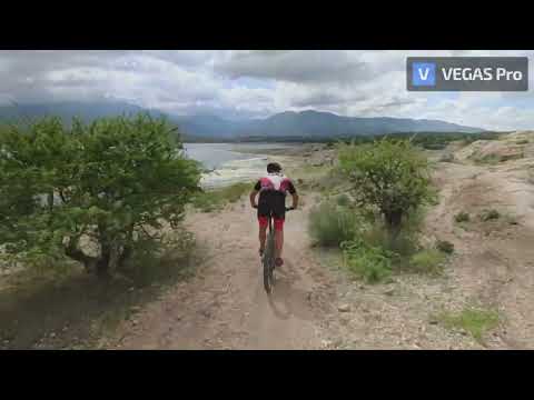 Dique el Cajón ,Capilla del monte ( Córdoba )