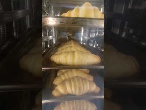 Bake frozen croissants 😋