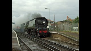 preview picture of video 'BOB no.34067 'Tangmere' with 'The Sussex Belle' at Plumpton 12/12/12'