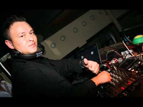 DJ Onur Ergin ft.Tarkan - Isim Olmaz (Club Mix)