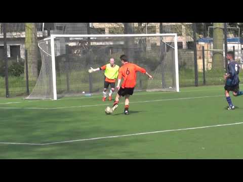 Opjestropdas 5 april 2014 PVC 2 - VV De Meern 9 com 1-3 Maikel via keeper naar Phil..batterij leeg