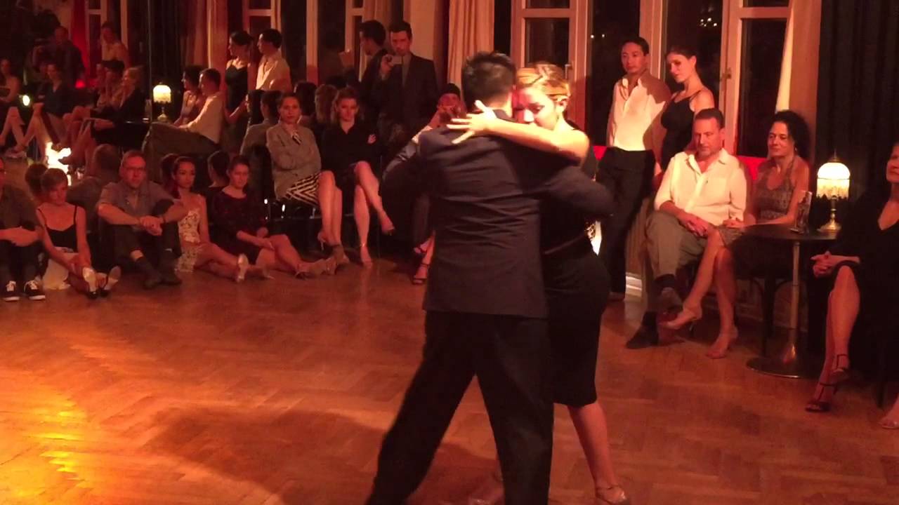 Carlitos Espinoza y Noelia Hurtado 5/5 "Soy un arlequín" Tango Carlos di Sarli