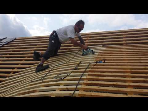 Fledermausgaube mit Biberschwanz eindecken - Bilder  - Aufbau - Anleitung - Latten rund machen