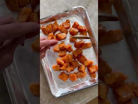 HONEY GLAZED SALMON BOWLS WITH PEACH SALSA & CHIPOTLE SAUCE