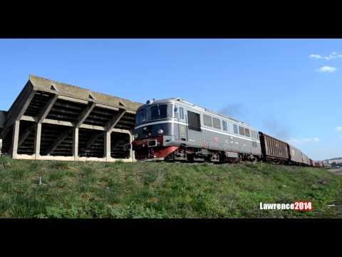 [WHISTLE]Freight Train Pulled & Pushed