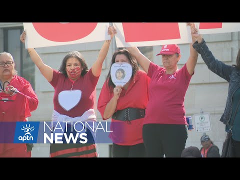 Hundreds gather at Manitoba legislature to push government for landfill search  | APTN News