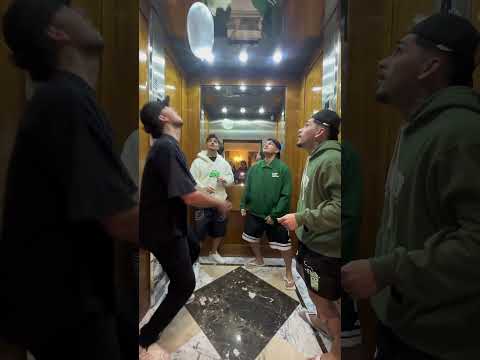 Caiox, Coringa, Brabox e Eagle no elevador