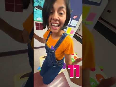 Christina cuenta saltando 🦘#123andres #maths #kindergarten #preschool #kidsmusic #kidssong #jumping