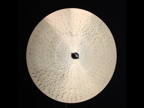 Paiste 22" Signature Traditionals Light Flat Ride - 2590g (video demo) imagen 2