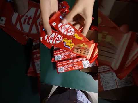 Nestle Kit Kat share×snap😋🤤#nestle #ourdaily #shorts #trending #asmr share a break × snap a kitkat