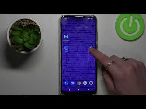 Как включить автоматическую настройку яркости на Moto G8 Power Lite
