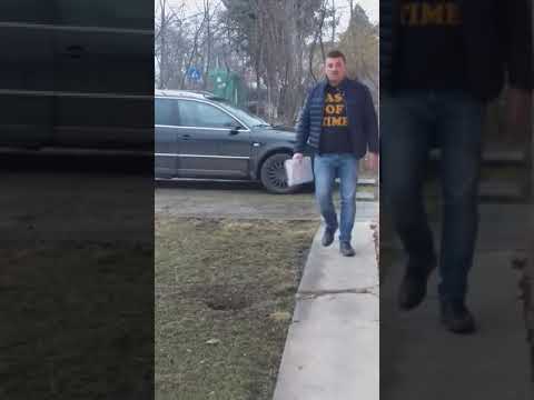 Poliția Pastraveni Se foloseste de masina poliției pentru treburi personale