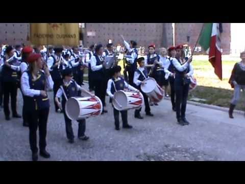 La Talamonese. Incrocio di bande Castello Sforzesco. MATTEO LENTINI alla grancassa