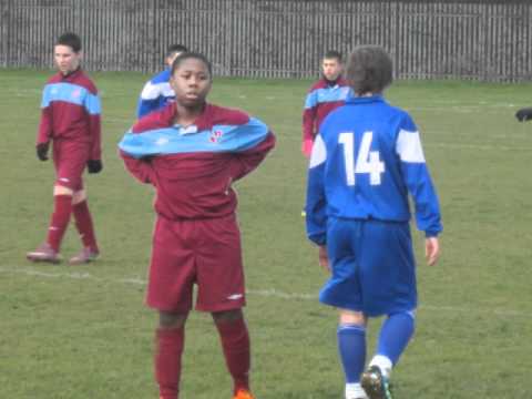 Crawley Green 1-2 Dunstable Town Icknield Lge 1H Hlights 25th Feb 2012