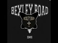 BEXLEY ROAD HALL EFFECT BASS BOOSTED