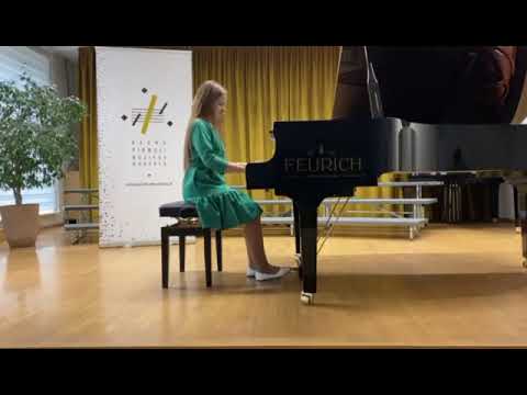 Manfred Schmitz ,,Peliuko Mikio regtaimas" Gustė Valantinaitė 4kl.