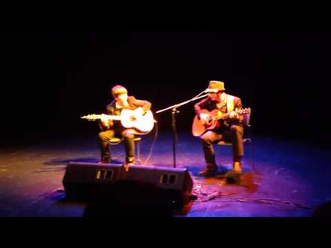 Nick Earle and Chris Kirby - Pride and Joy (Stevie Ray Vaughan)