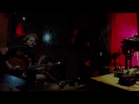 The Rising Moon - 11/04/2017