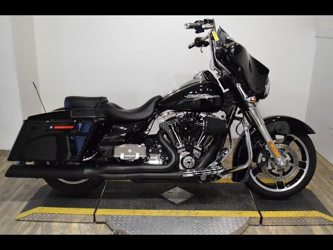 2013 Harley-Davidson Street Glide® in Wauconda, Illinois - Video 1