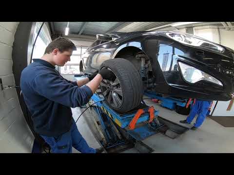 DriveThrough Radwechsel bei der Garage Ruf in Therwil