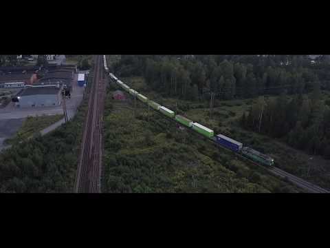 Freight trains in Laxå on 30-7-2018 (drone)