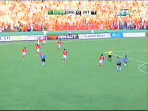 Gauchão 2009 - Grêmio x Internacional - Gol do Inter - Willian Magrão contra