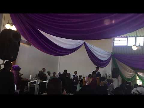 “Gares ge a sadi #kheisib on, sa /onsa tara !kho/kha”,  in D major