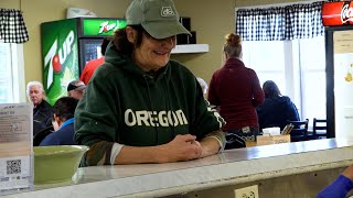 ‘It's going to be rough’: La Pine food kitchen sees surge in need as SNAP suspension looms