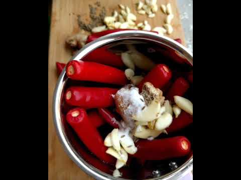 Red chillies thecha😋😋😋