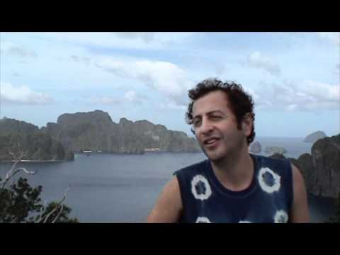 PASCAL HENI sings "JE NE VEUX PLUS VOYAGER"