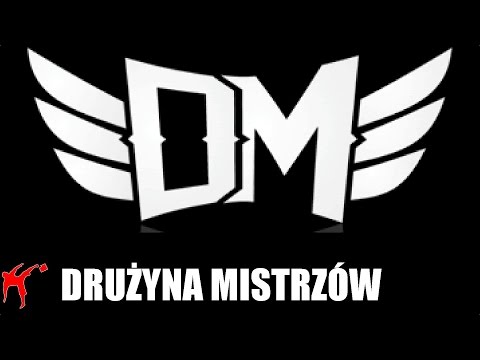 Pamiątkowe zdjęcie z Drużyną Mistrzów w Empiku