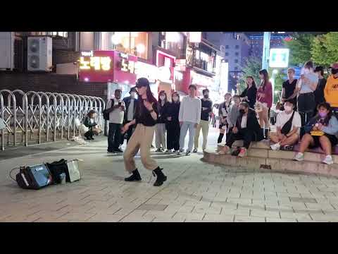 THURSDAY. YU KAGAWA. EXHILARATING INTERACTIVE BUSKING. HONGDAE.